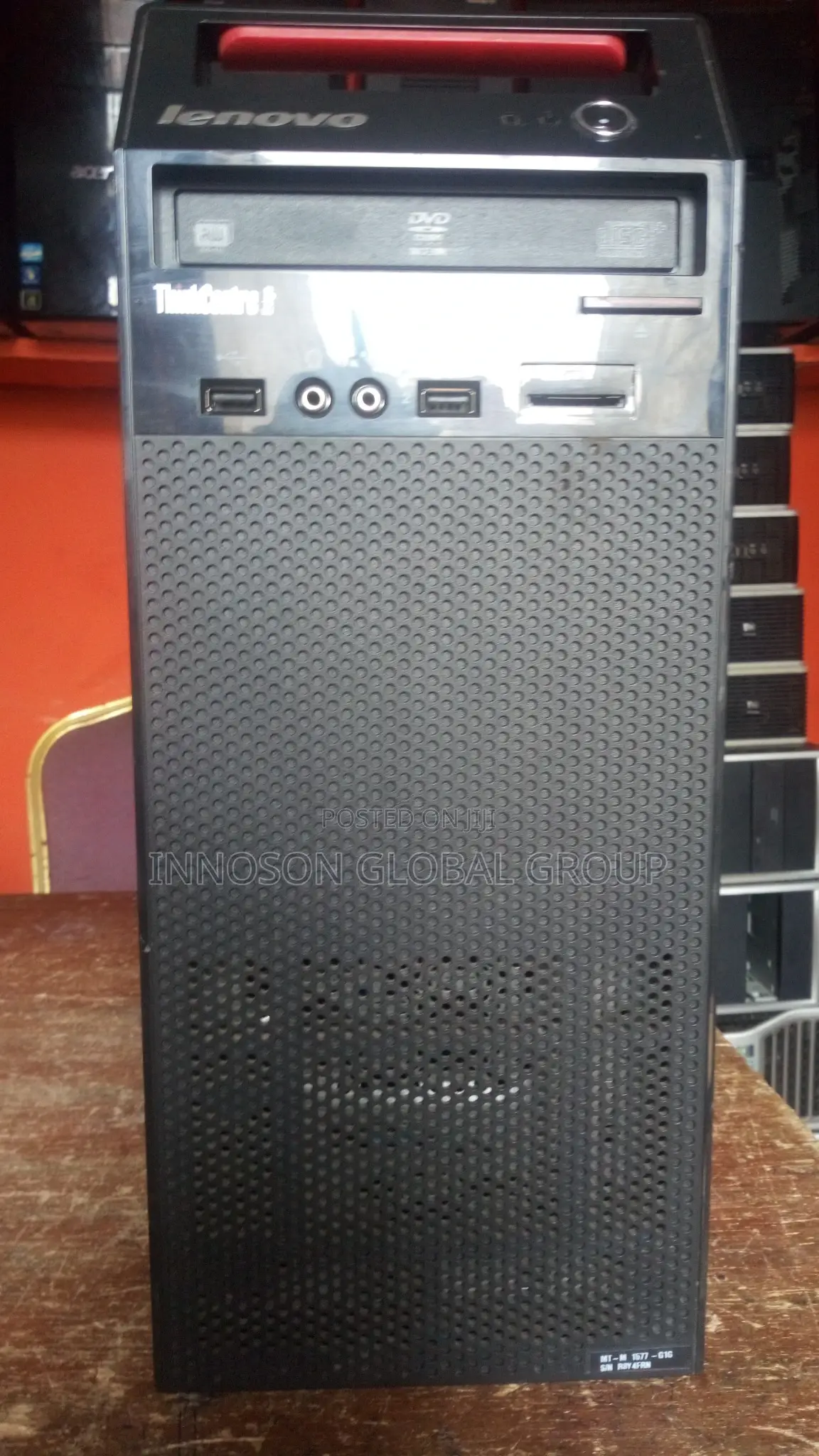Desktop Computer Lenovo 4GB Intel Core i3 HDD 500GB