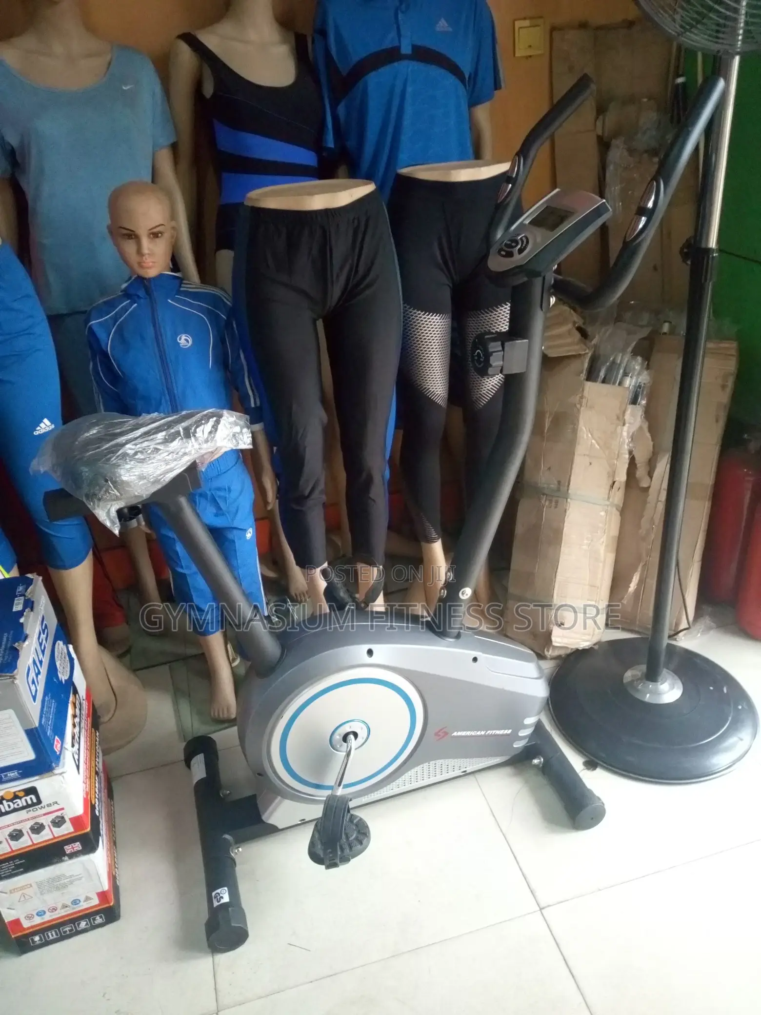 Commercial Upright Bike YUW