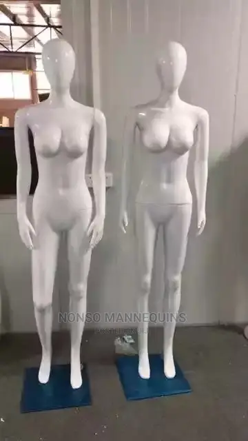Glossy White Female Mannequins 8