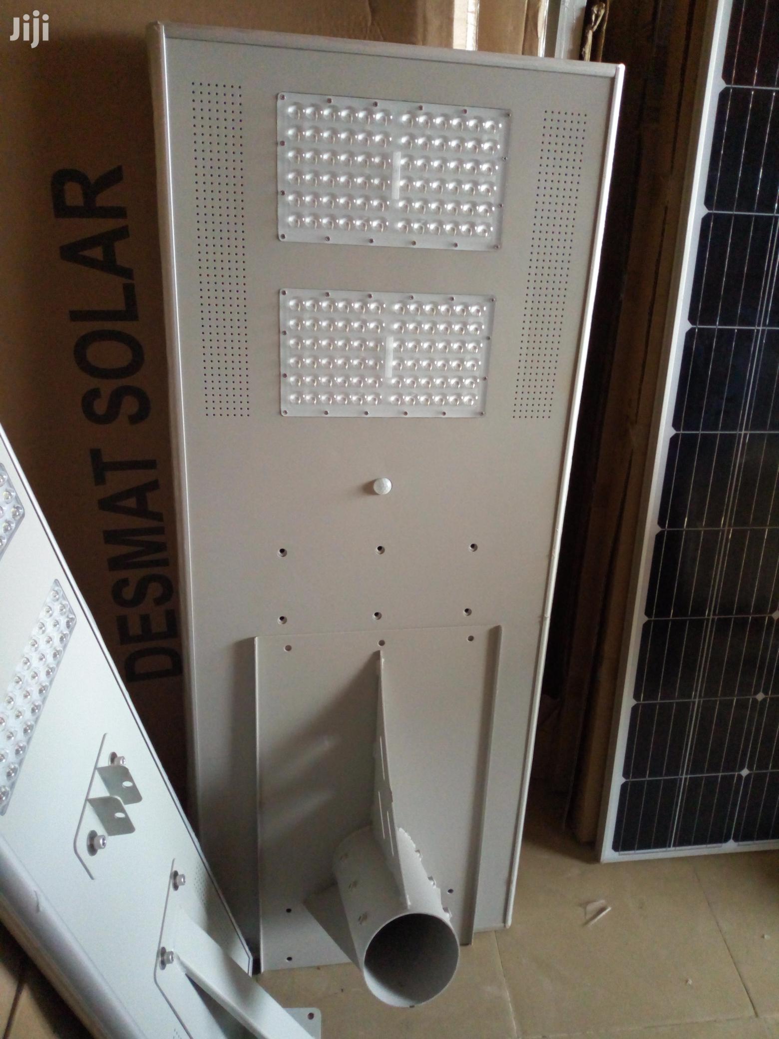 60-100 Watts Integrated Solar LED Street Light