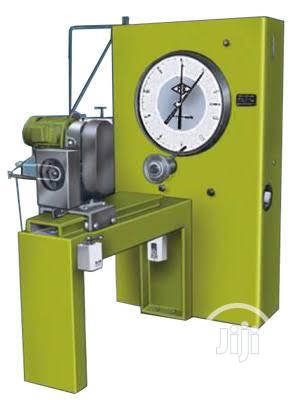 Torsion Testing Machine