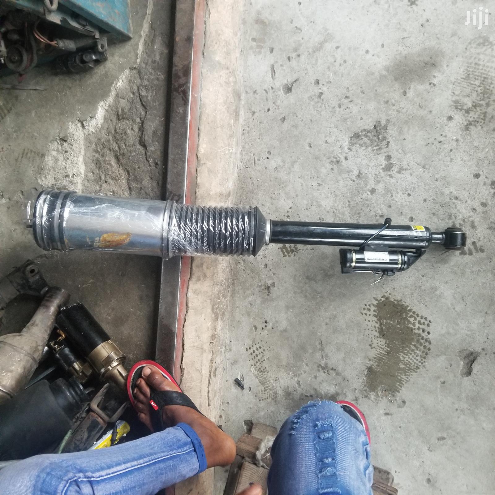Mercedes E220 Shock Absorber