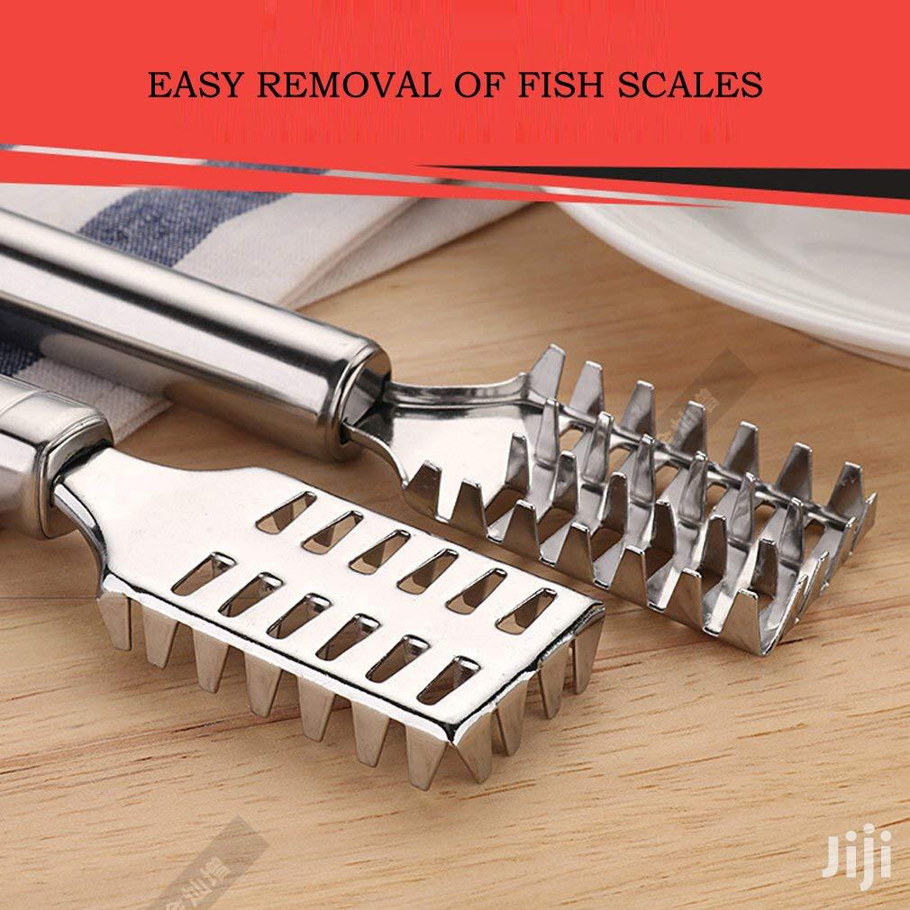 Fish Scaler Remover With Stainless Steel Sawtooth