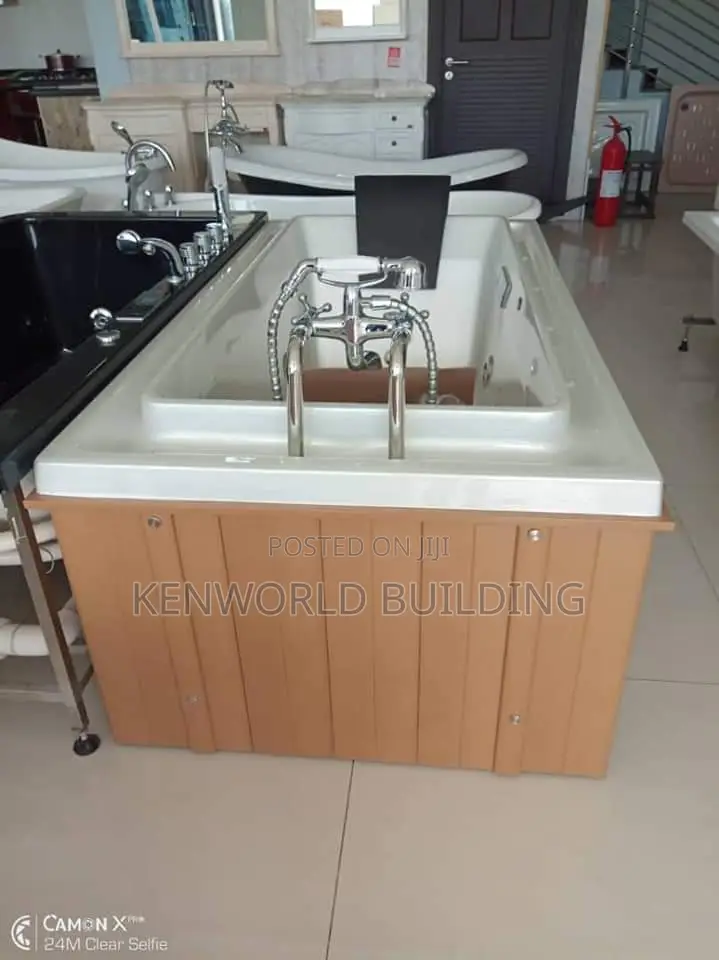 Luxury England Single Jacuzzi With Mixer Taps.