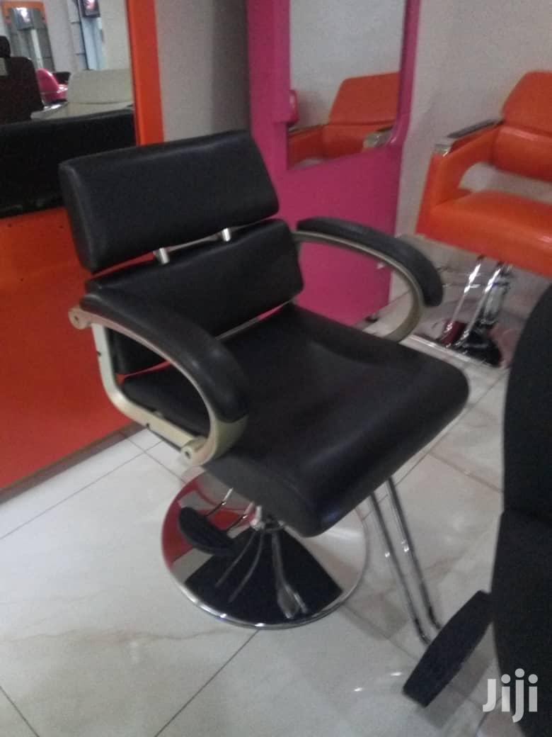 Standard Stylist Chair