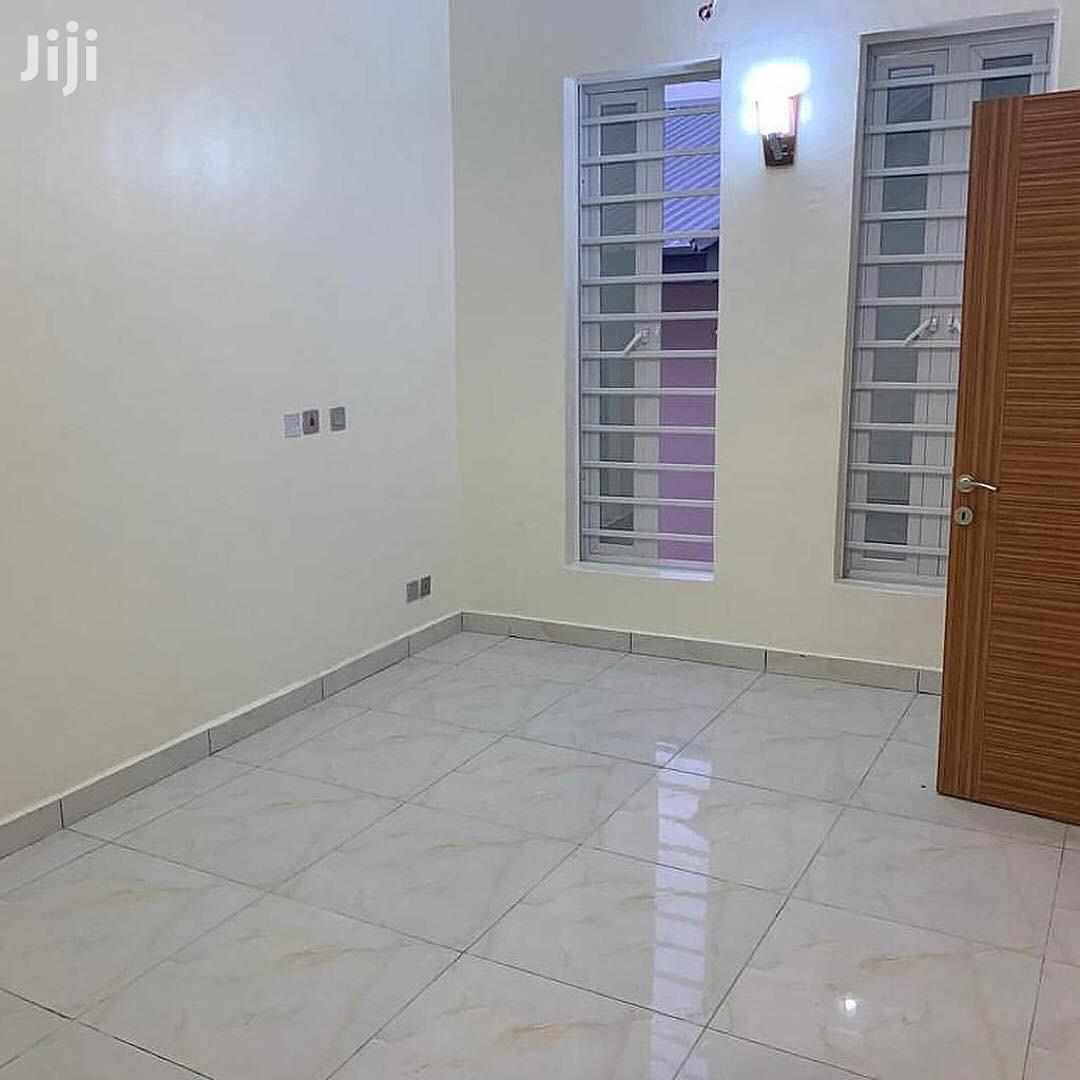 4bdrm Duplex in Lekki for sale