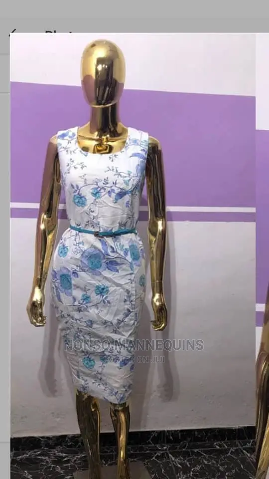 Big Breast Gold Glossy Chrome Female Mannequin