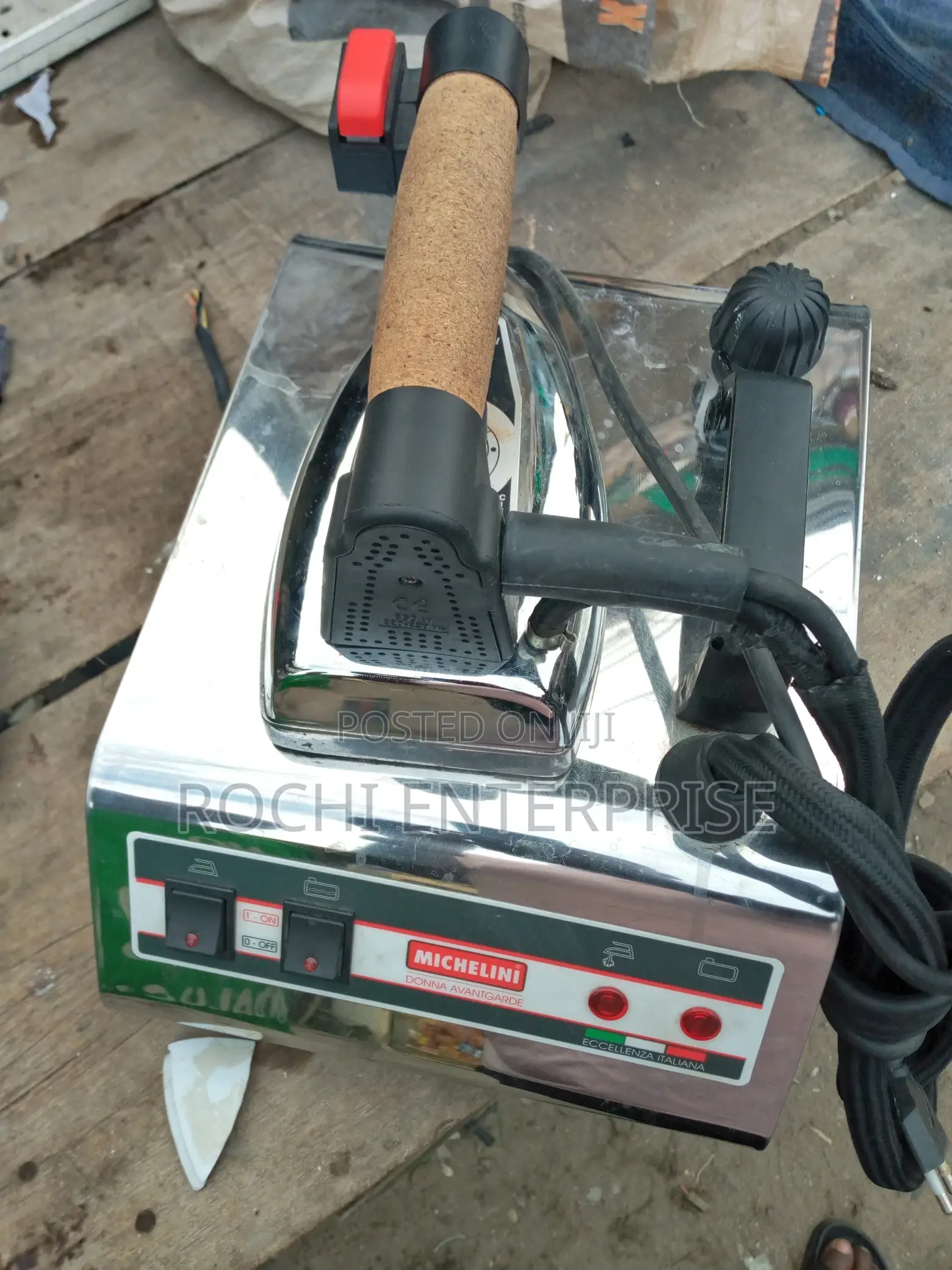 Industrial Steam Iron