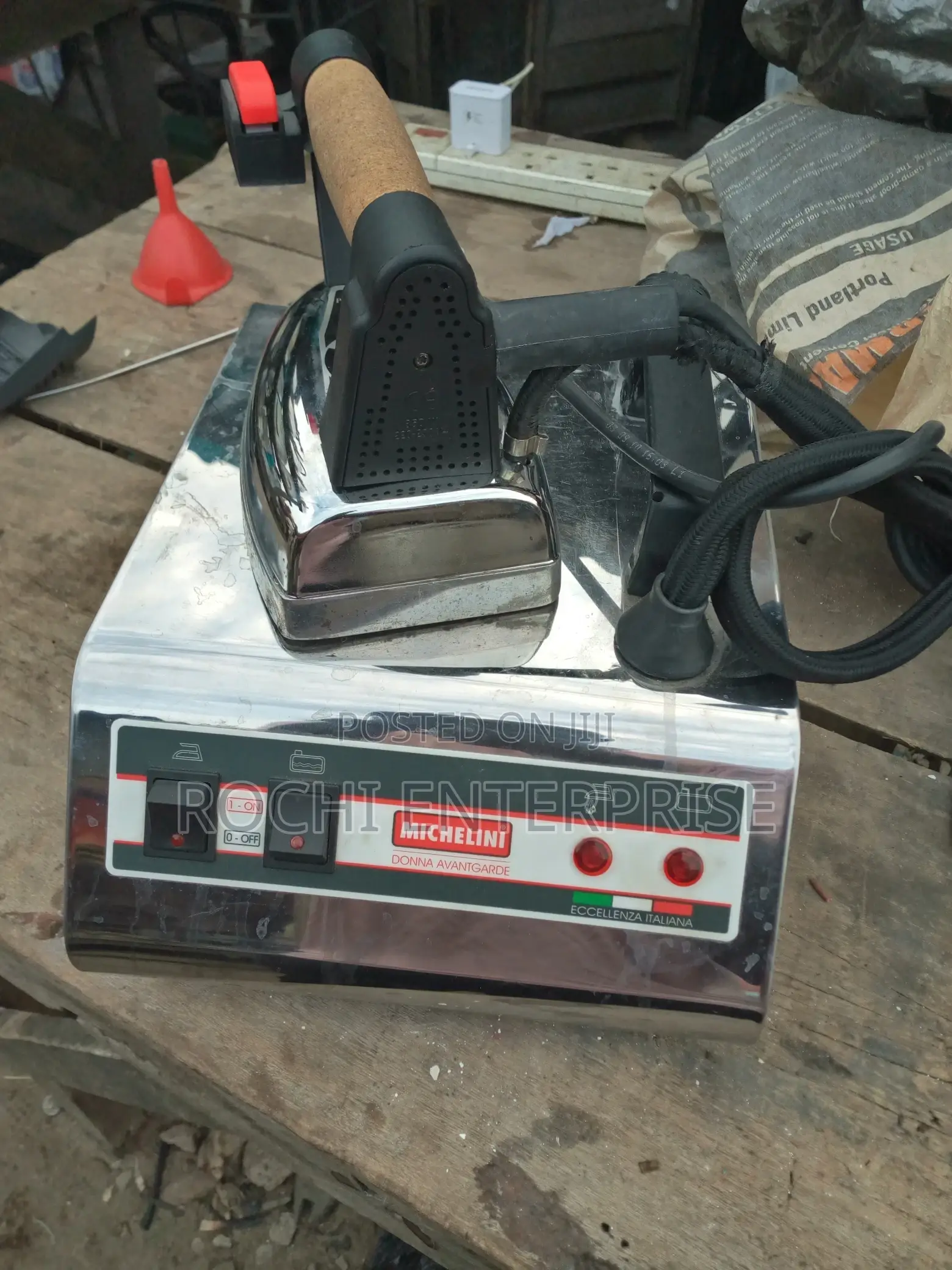 Industrial Steam Iron