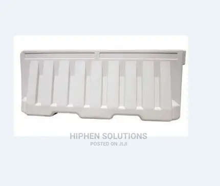 Plastic Water Horse/ Traffic Fence By Hiphen