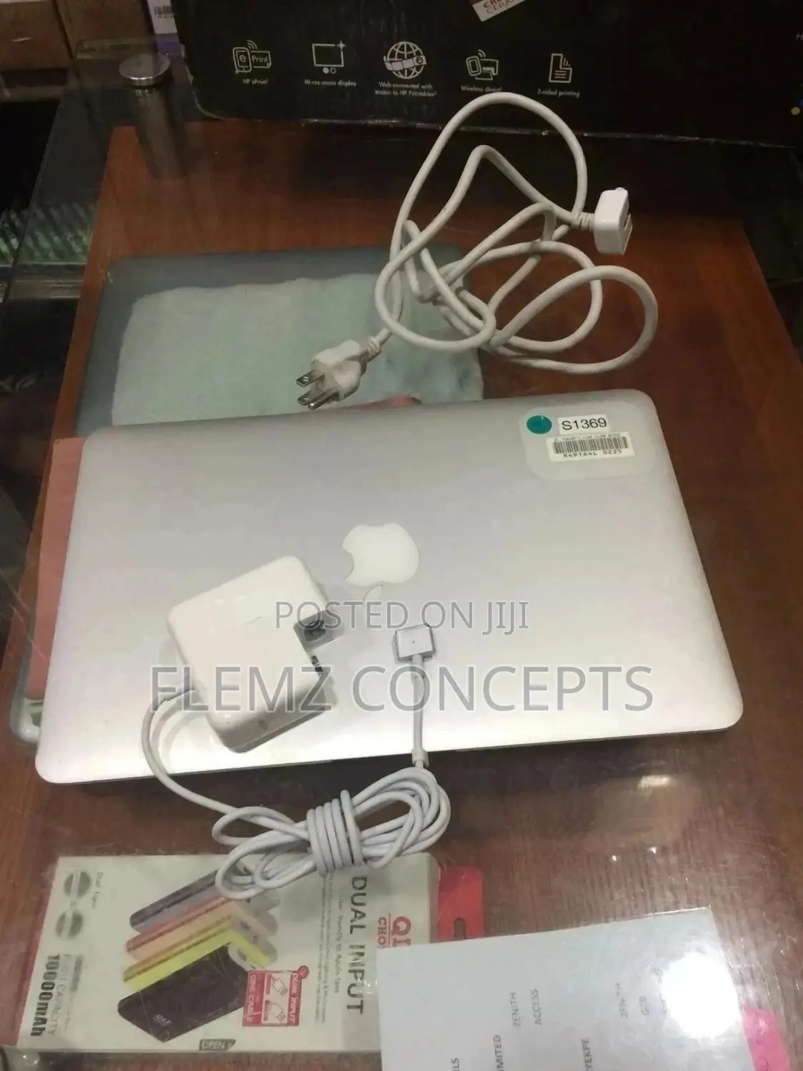 Uk Used Original Macbook Magsafe 2 Charger on Flemzconcepts