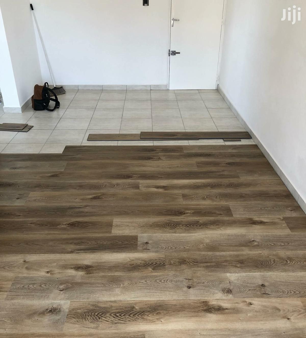 Vinyl Luxury Floor. Free Installation