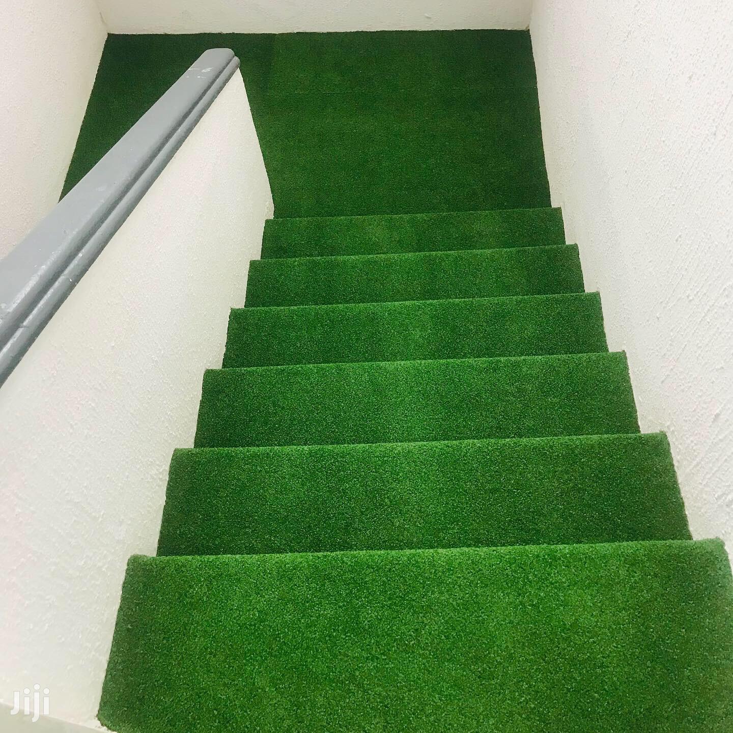 Grass Rugs Can Bow Be Used on Staircase