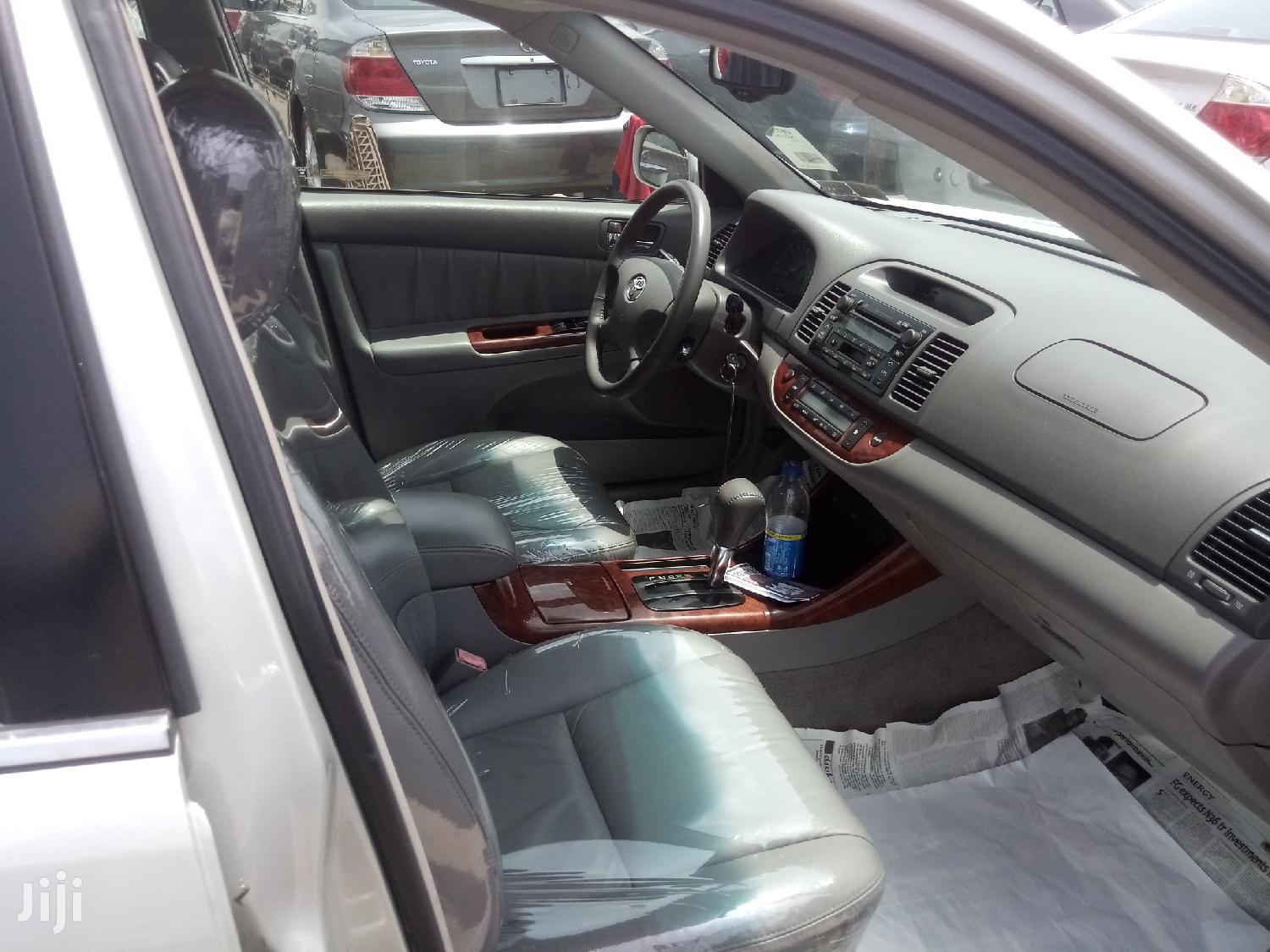 Toyota Camry 2006 Silver