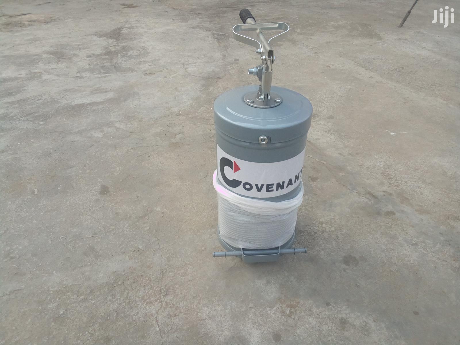 High Pressure Grease Pump/Grease Bucket