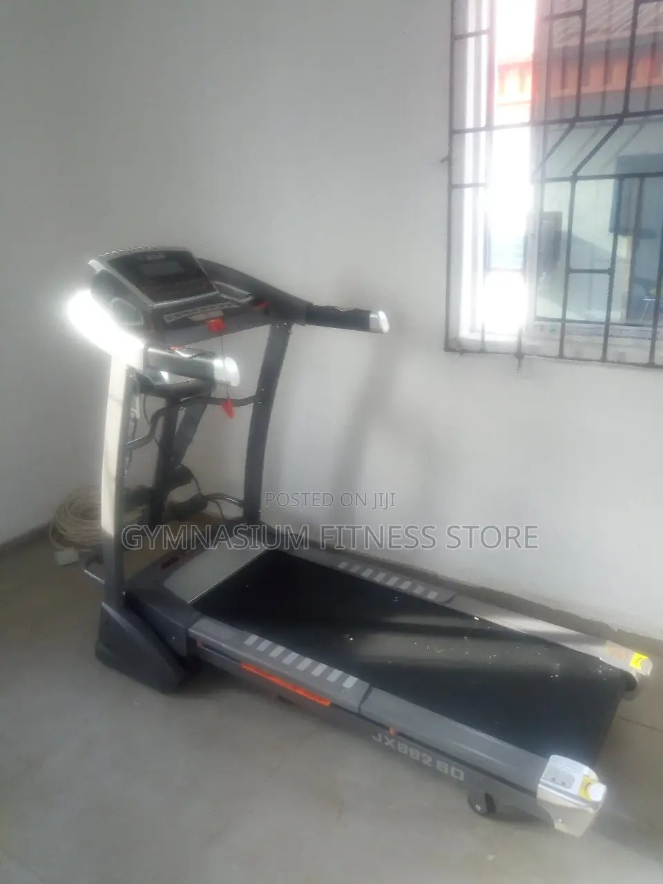 2.5hp Treadmill With Massager, Music, Waist Twister Etc Jx