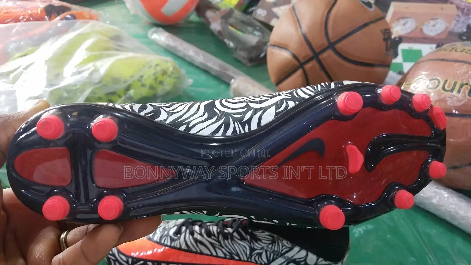 Nike Skin Ankle Size 40 Boot