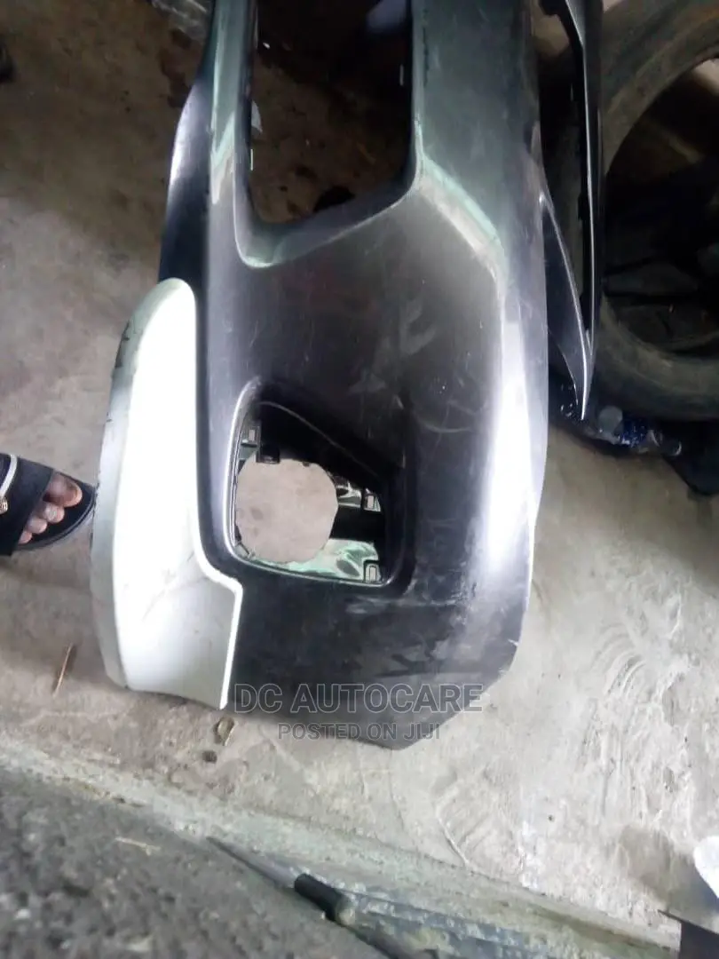2010 Corrolla Front Bumper With Paded