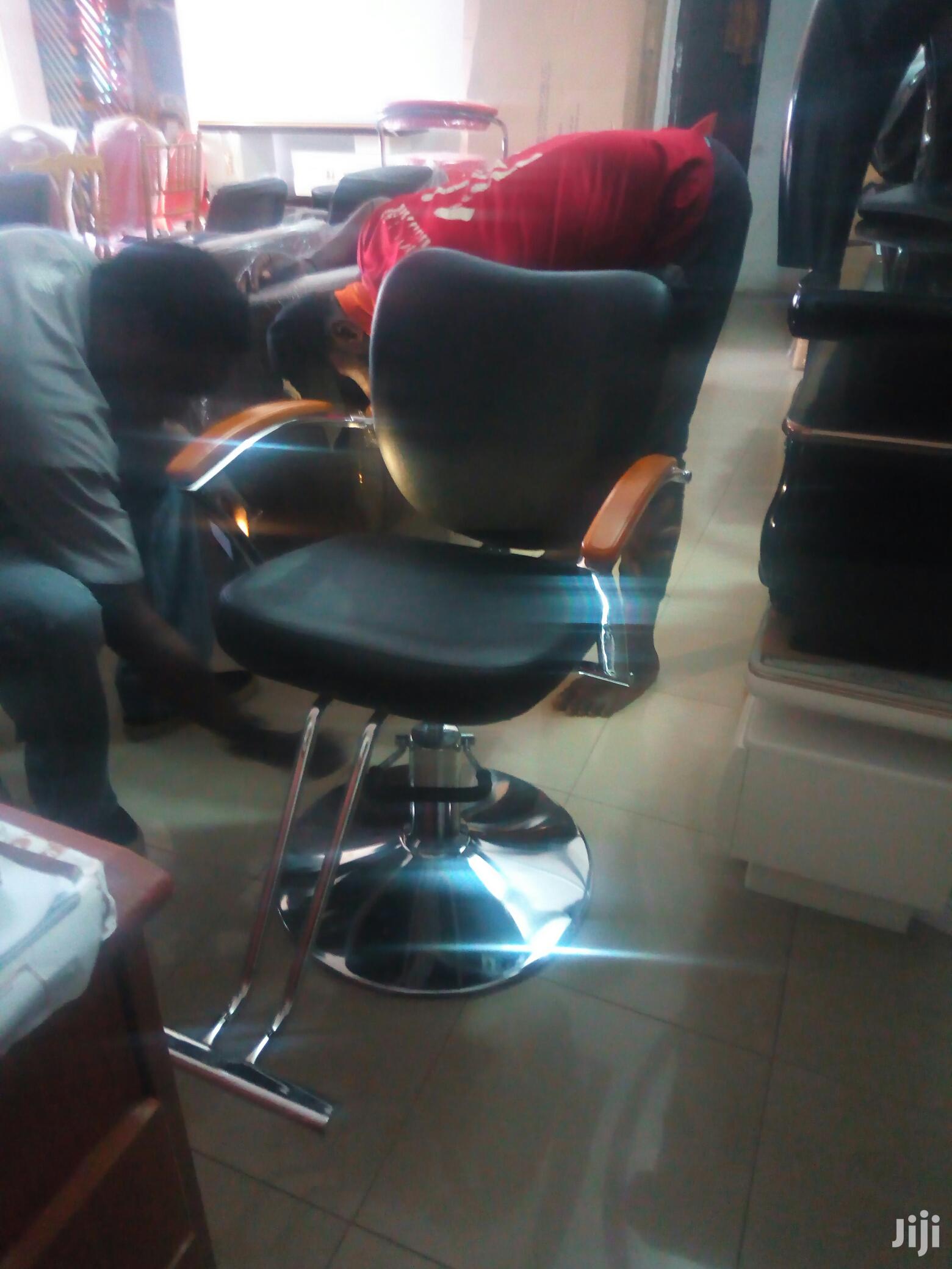 Saloon Chair(Pumping)