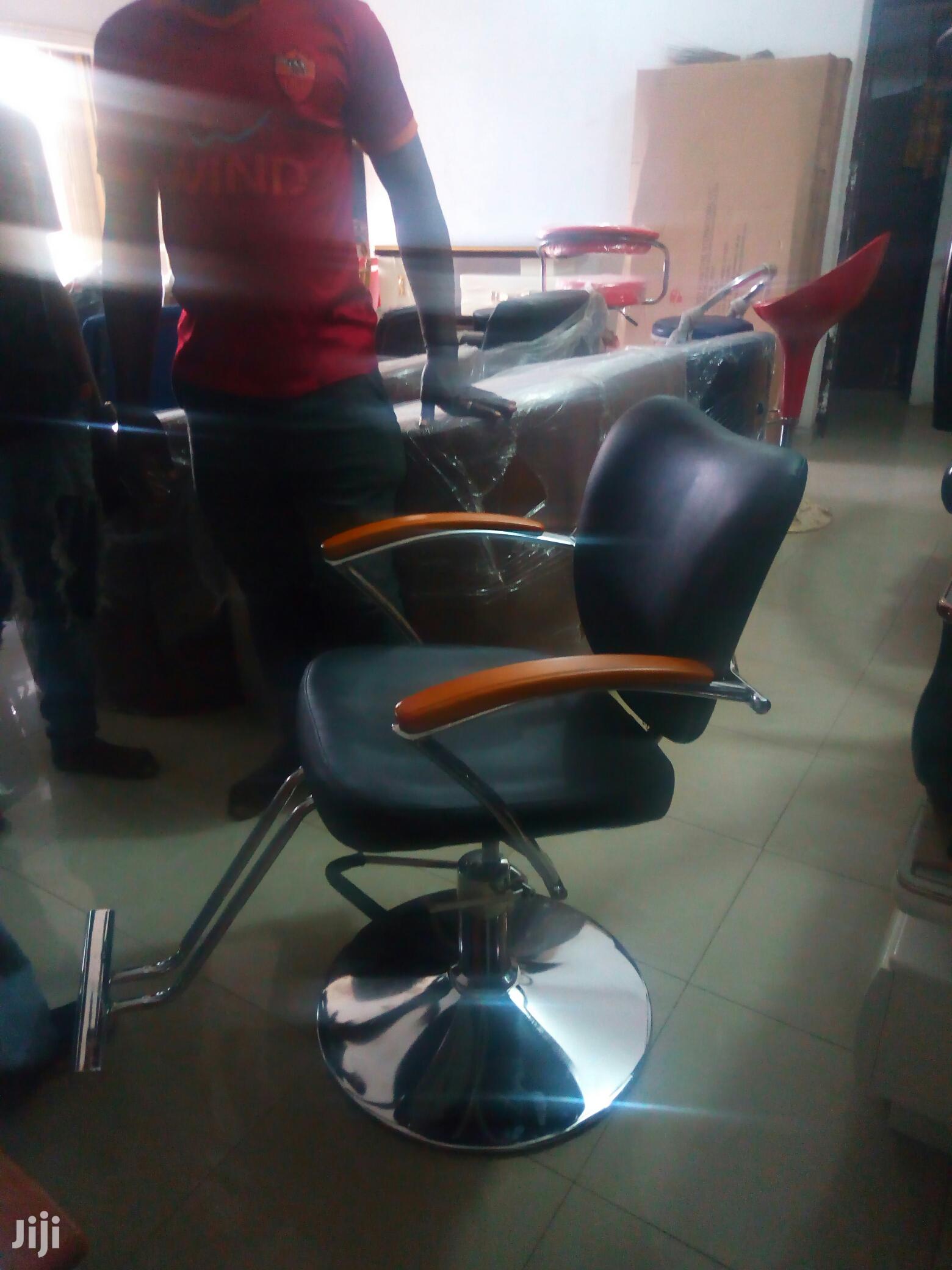 Saloon Chair(Pumping)