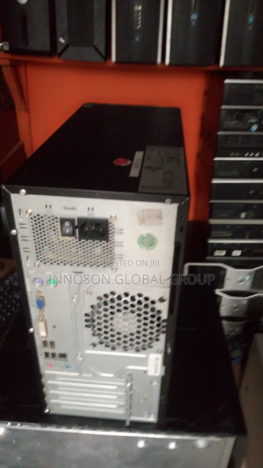 Desktop Computer Fujitsu Esprimo P757/E85+ 2GB Intel Pentium HDD 160GB