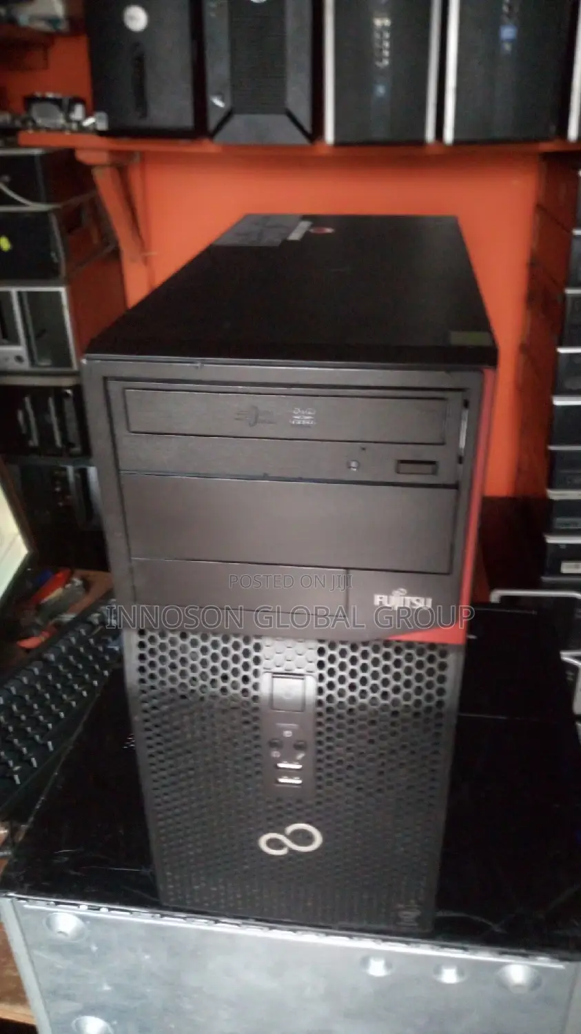 Desktop Computer Fujitsu Esprimo P757/E85+ 2GB Intel Pentium HDD 160GB