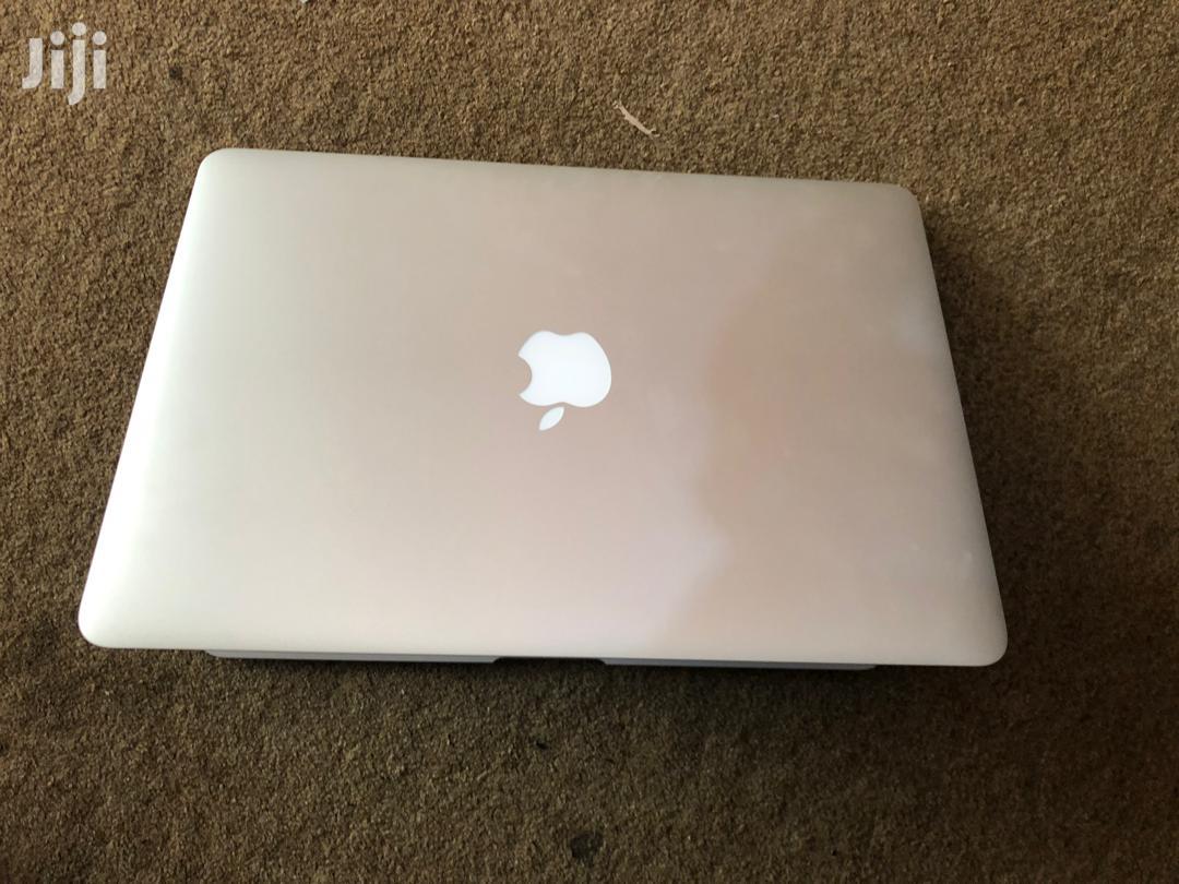 Laptop Apple MacBook Air 8GB Intel Core I5 SSD 128GB