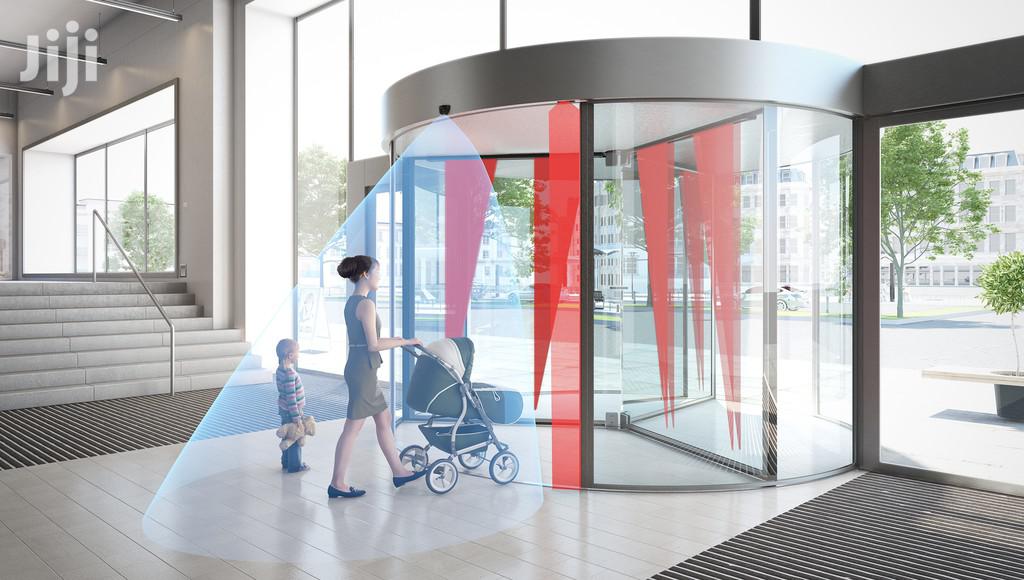 Automatic Sliding Door by Teso Tech