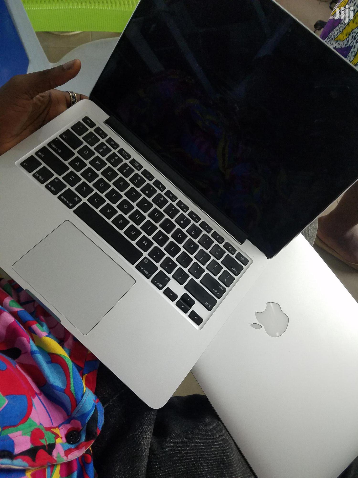 Laptop Apple MacBook Pro 2014 8GB Intel Core I5 SSD 256GB