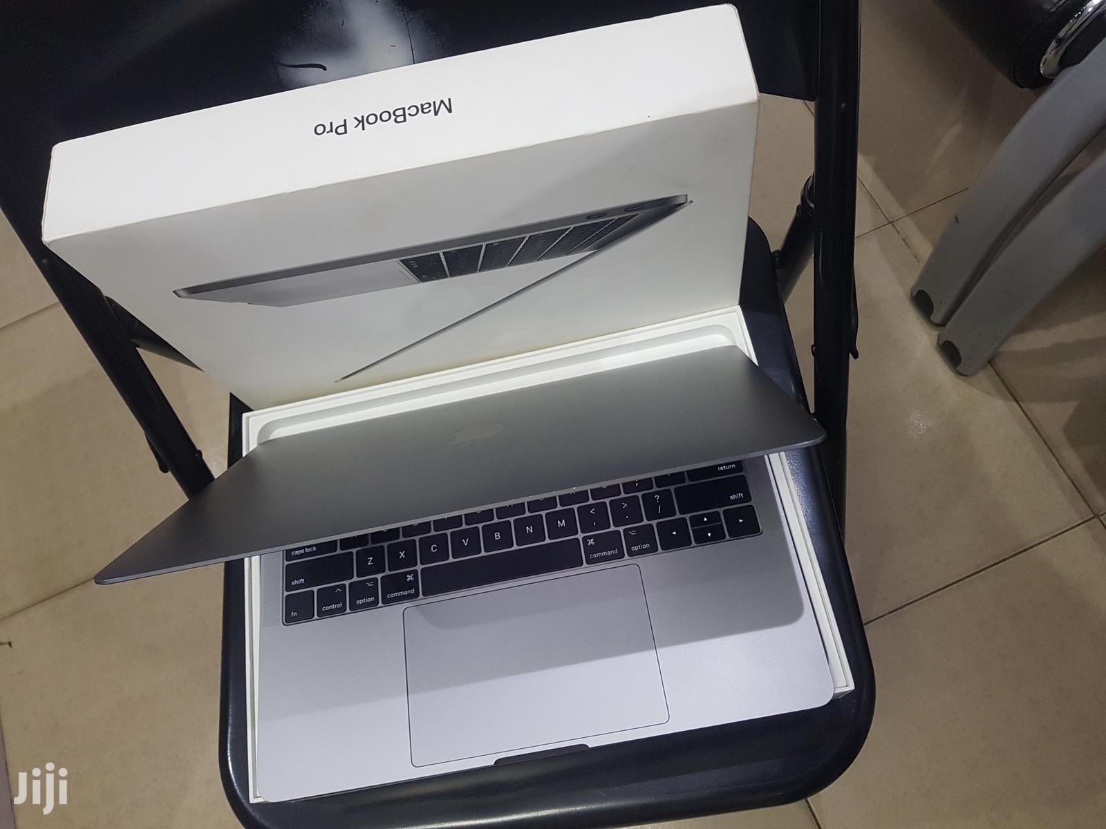 Laptop Apple MacBook Pro 8GB Intel Core i5 SSD 256GB