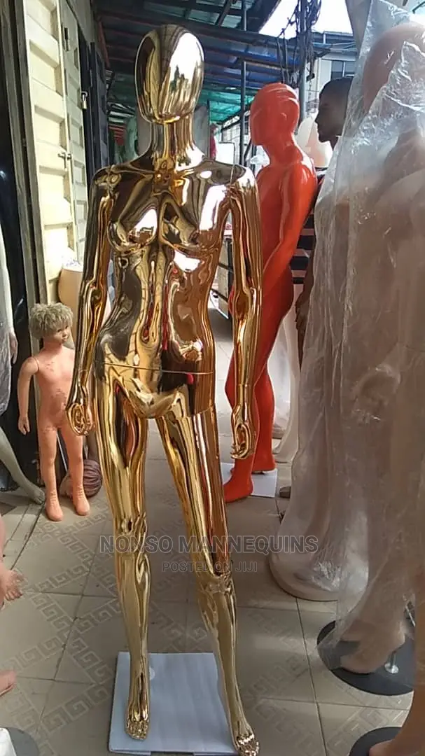 Egg Face Hand on Waist Gold Chrome Female Mannequins