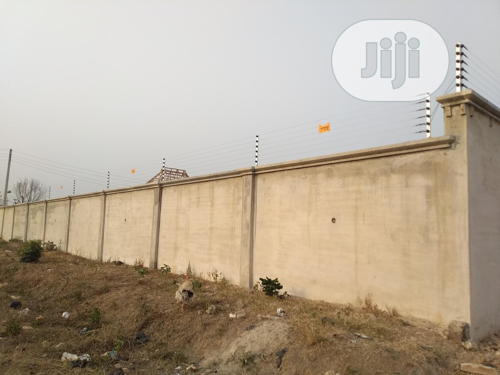 Nemtek Electric Security Fence / Fence Wire.