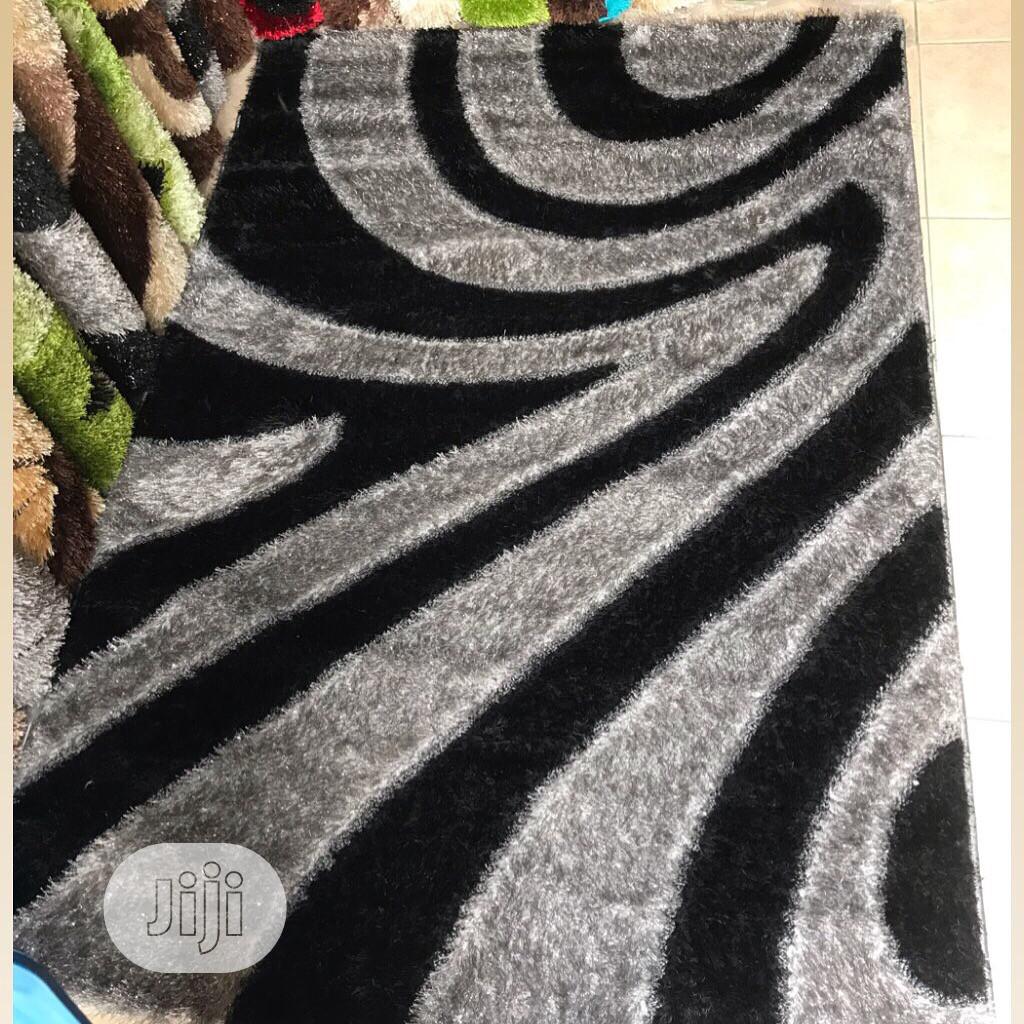 Ash and Black Pattern Soft Center Rugs 3/5