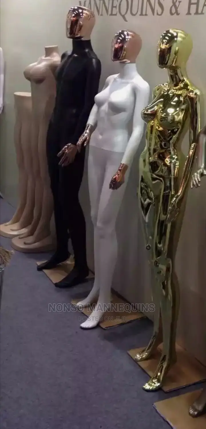 Mannequins 4 Clothes