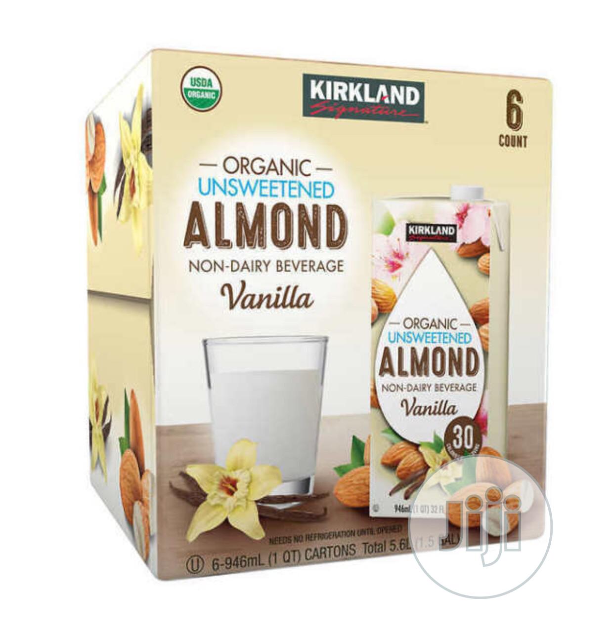 Kirkland Organic Almond Vanilla Milk 6x946ml