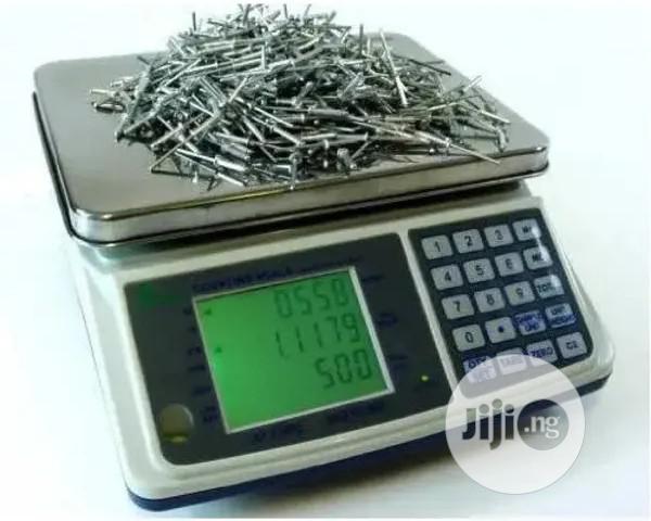 Camry Digital Weighing Scale- Counting Scale 30kgx6kg