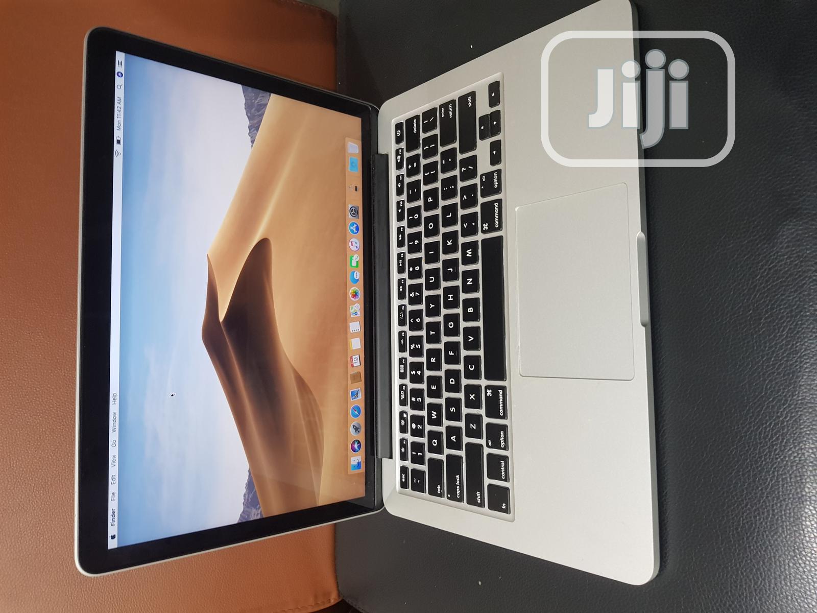 Laptop Apple MacBook Pro 8GB Intel Core I5 SSHD (Hybrid) 128GB