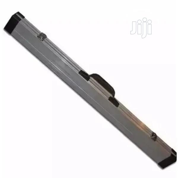 Snooker Cue Holder