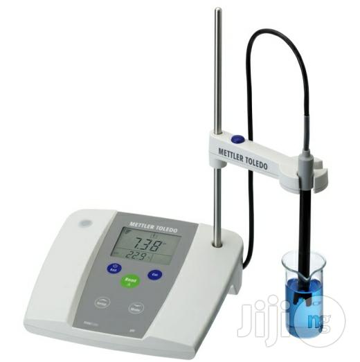 PH Meter/Conductivity Tester