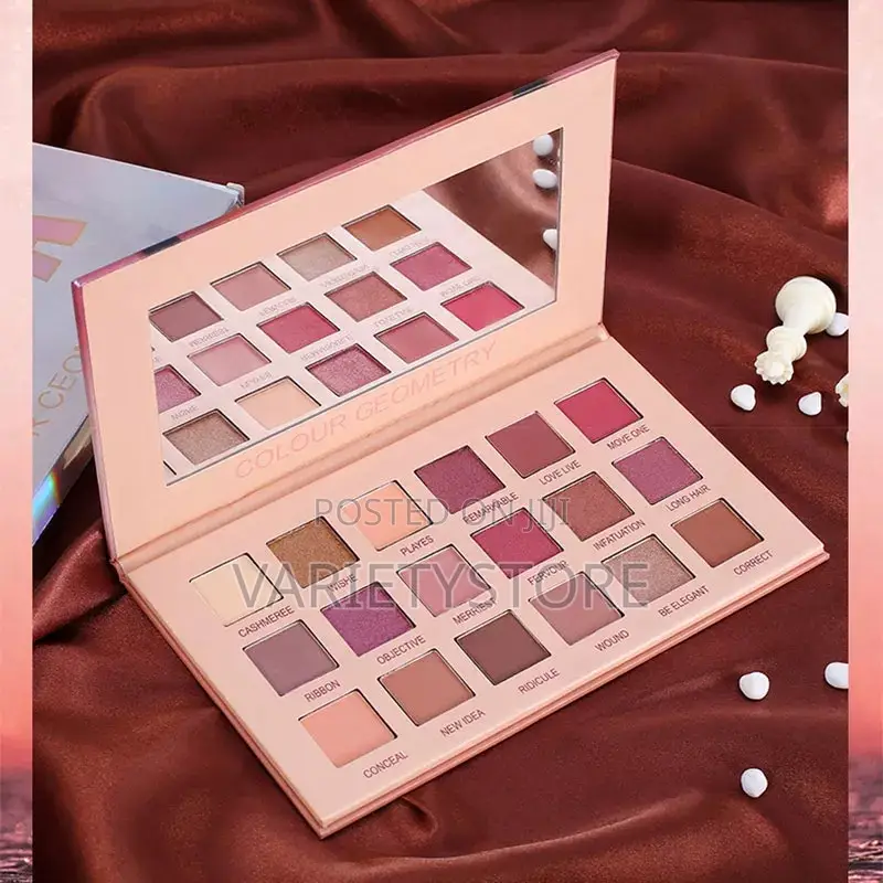 Waterproof 18 Color Colorful Eyeshadow Pallete Concealer - Lameila