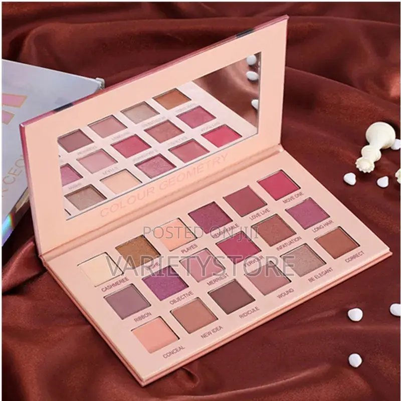 Waterproof 18 Color Colorful Eyeshadow Pallete Concealer - Lameila