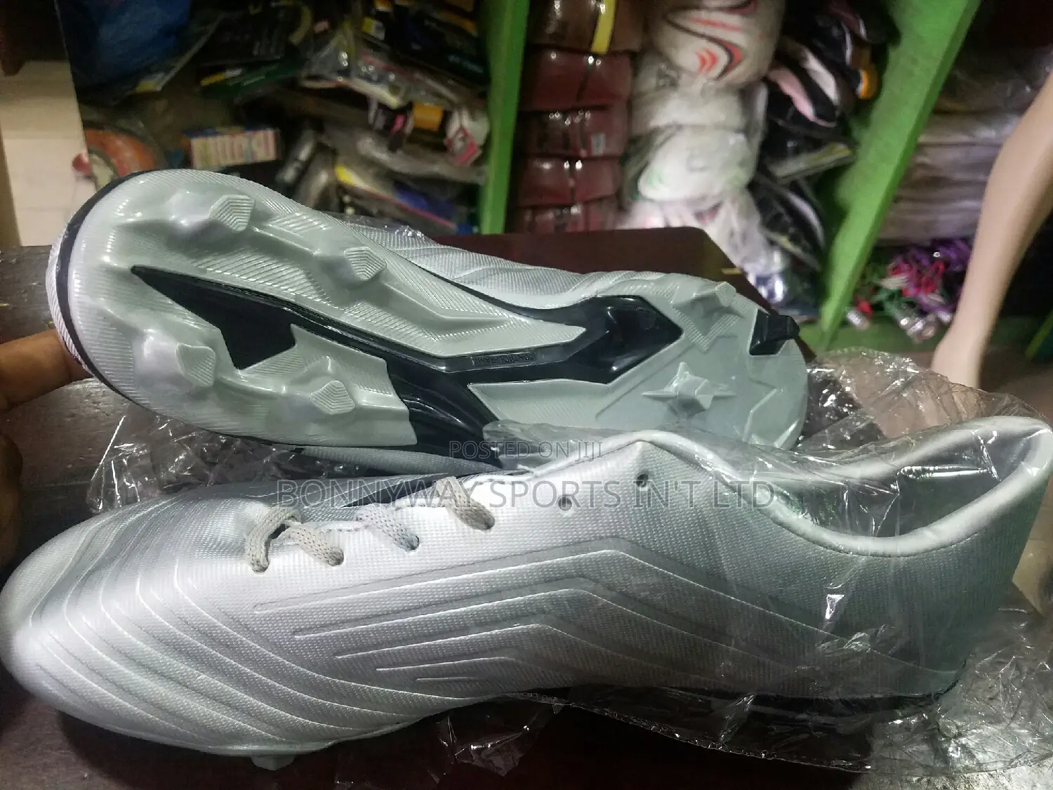 Size 44 Predator Boot