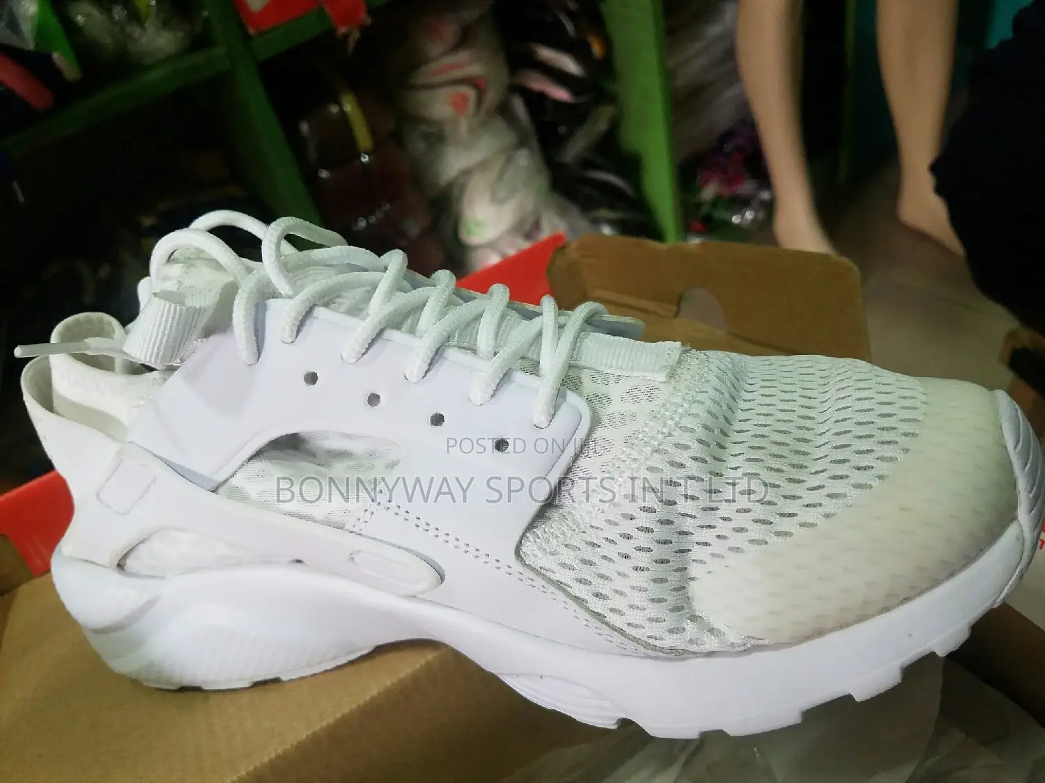 Nike Size 44 Juggling Canvas