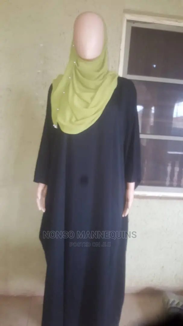 Female Stylish Skin Colour Plastic Full Body Mannequin