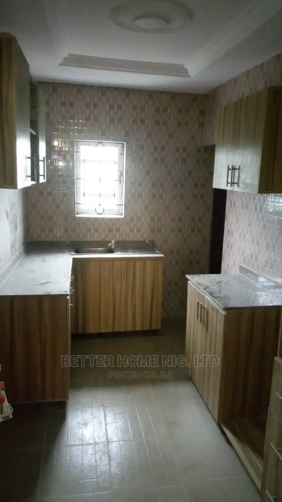 Furnished 3bdrm Bungalow in Oluyole for rent