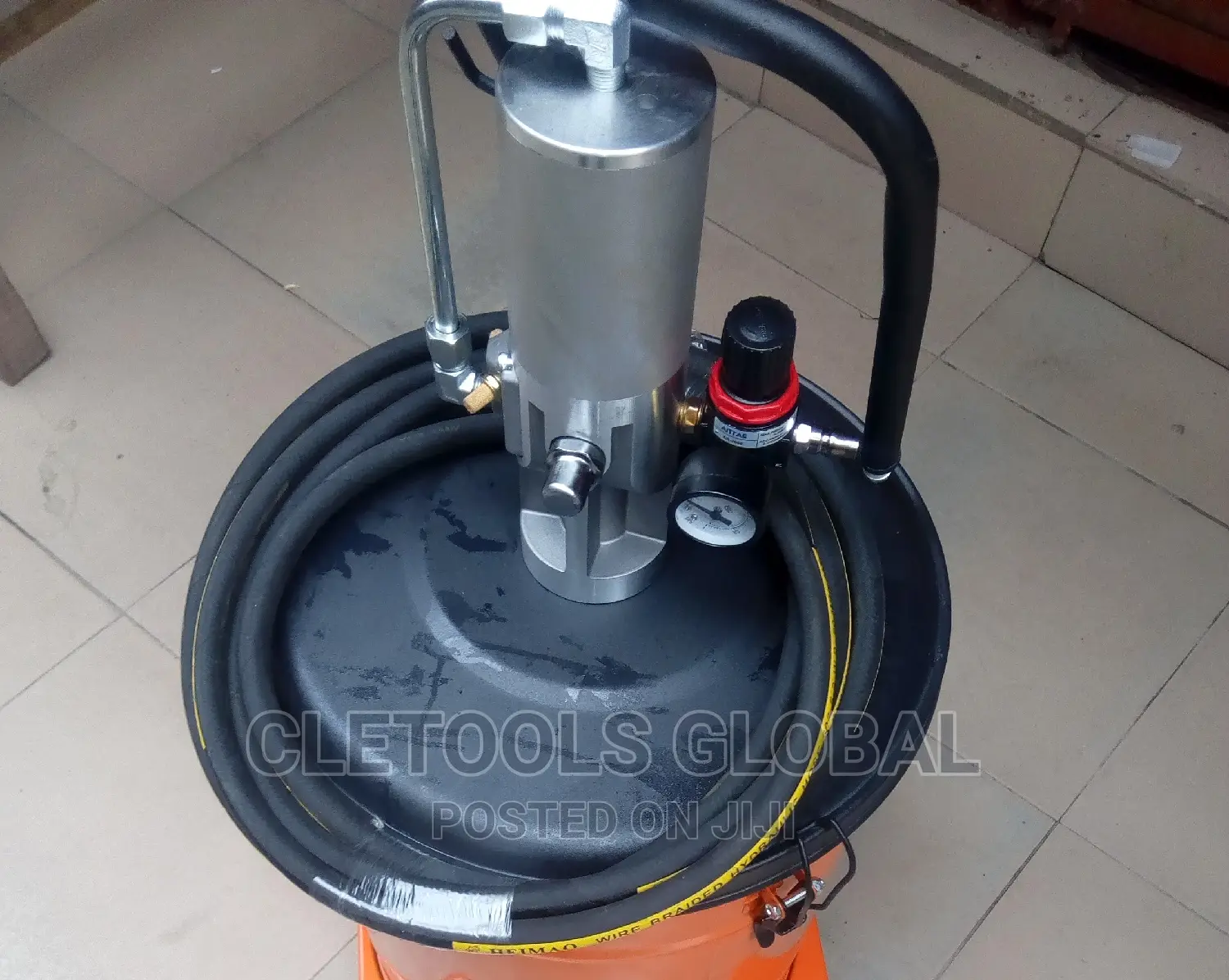 Pneumatic Grease Bucket 40liters