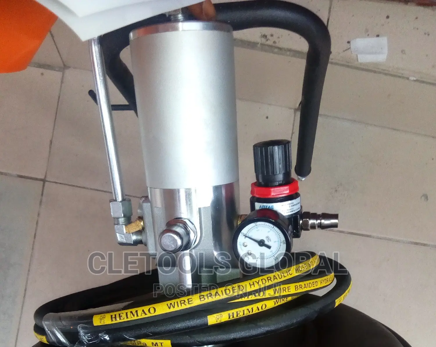 Pneumatic Grease Bucket 40liters