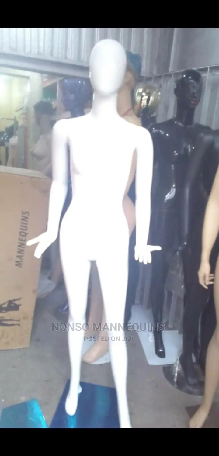Big Breast White Glossy Mannequins And Fibre Male B20 Fashion Models