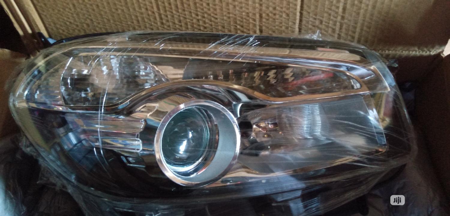 Head Lamp Nissan Qushia 20013