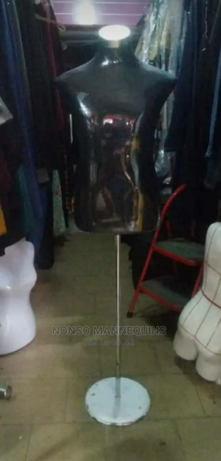 Half Body Male Black Cour Body Form 1